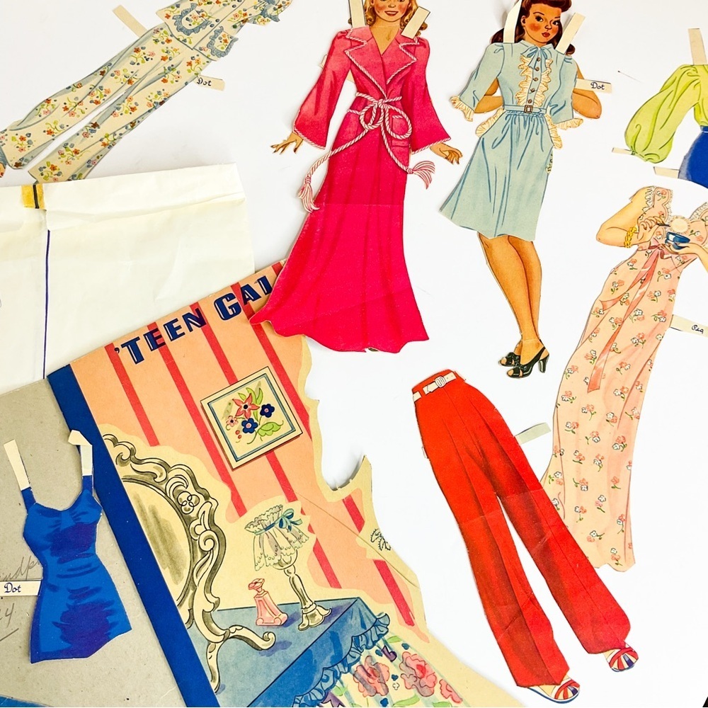 VINTAGE 1945 Paper Dolls Peg & Dot Complete Set Outfits Ephemera Retro